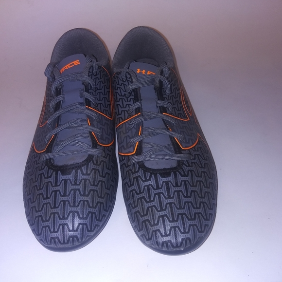 Youth Under Armour - Picture 2 of 7